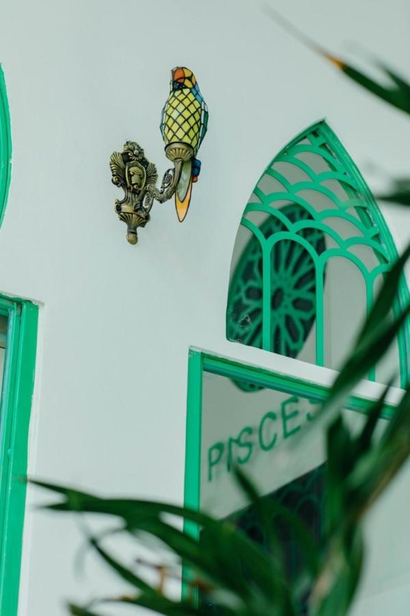 Pisces Hotel Hue Esterno foto