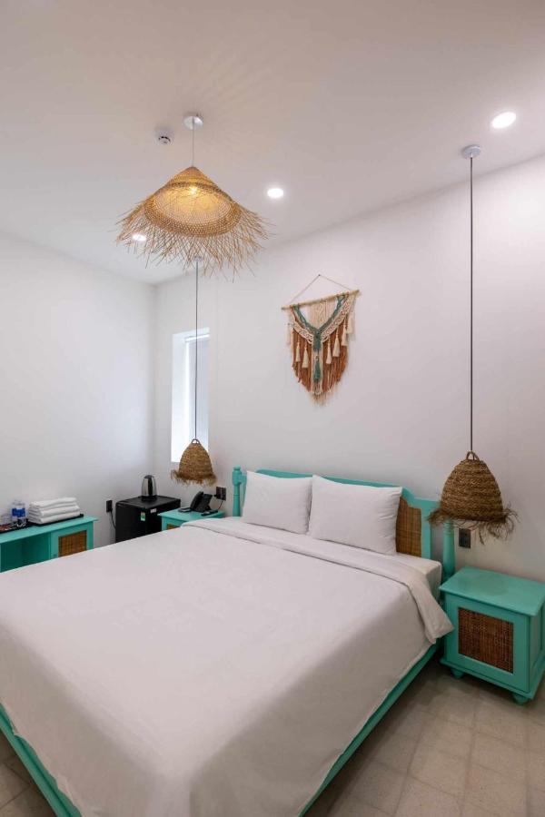 Pisces Hotel Hue Esterno foto