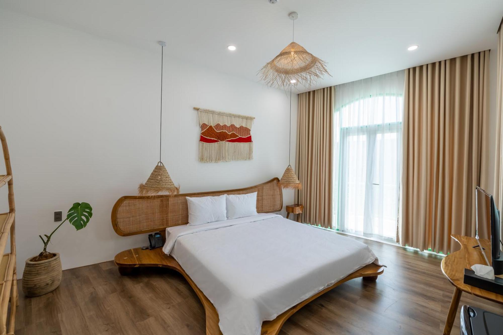 Pisces Hotel Hue Esterno foto